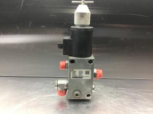 Liebherr Steuerschieber